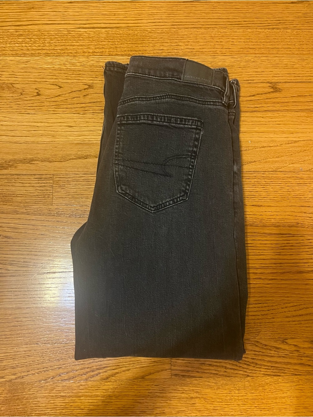 American Eagle Outfitters women’s Black strigid Jeans